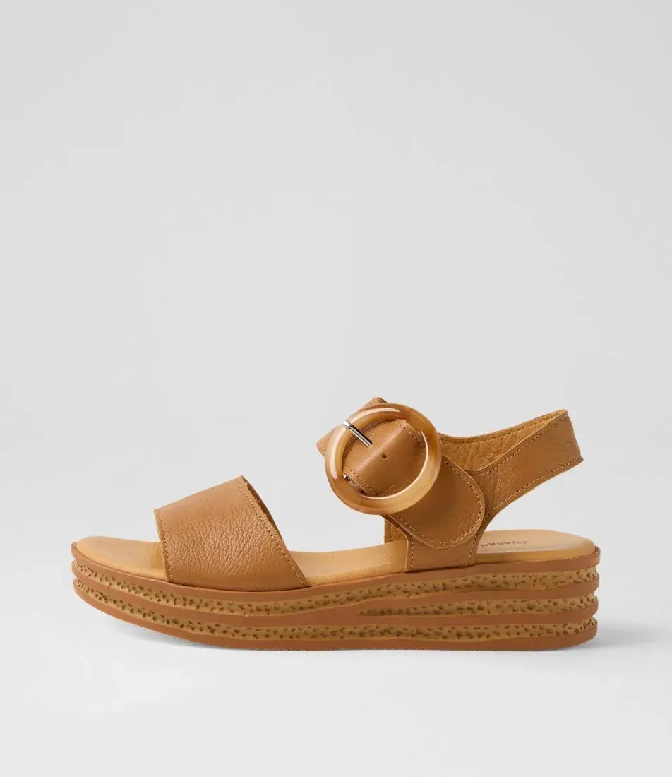 Django & Juliette Cubbie Sandal