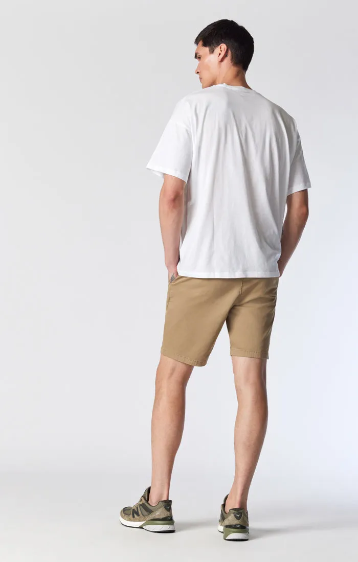 NOAH SHORTS IN BRITISH KHAKI TWILL