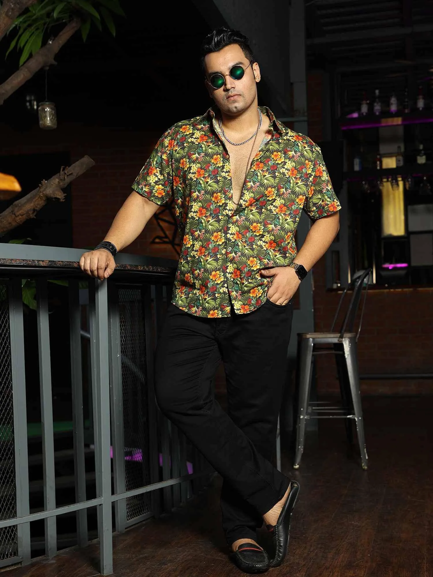 Tropical Floral Printed Party Wear Half Shirt Men's Plus Size